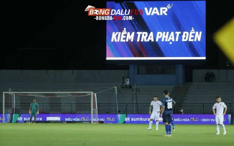 Ảnh Hưởng Của Công Nghệ VAR Đến Bóng Đá