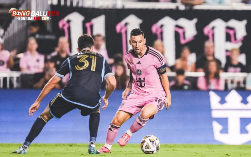 Tinh thần chiến đấu và sự quyết tâm của Messi trong trận đấu rất cao