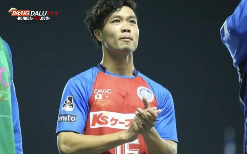 Công Phượng rớt giá thảm hại khi chia tay Yokohama FC