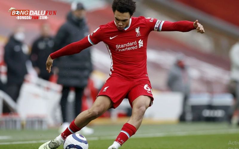 Trent không chỉ là hậu vệ cánh mà còn là "nhạc trưởng" trong lối chơi của Liverpool